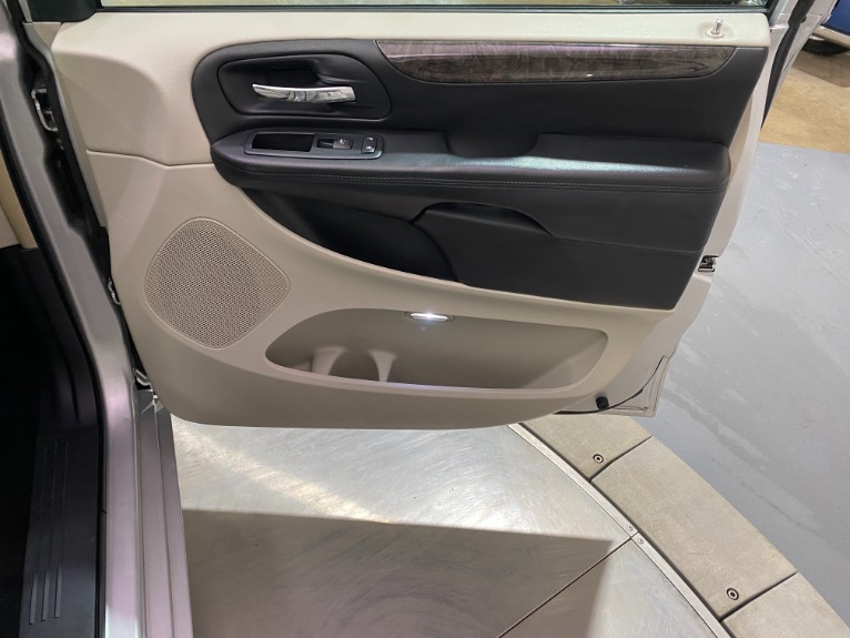 Used-2011-Dodge-Grand-Caravan-Crew-FWD