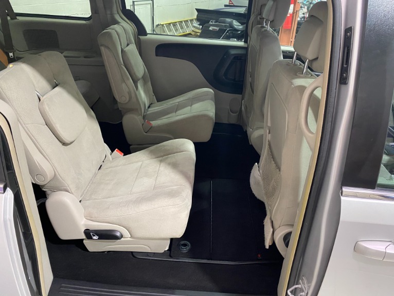 Used-2011-Dodge-Grand-Caravan-Crew-FWD