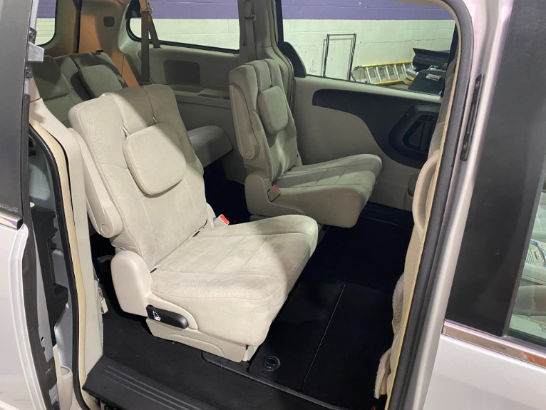 Used-2011-Dodge-Grand-Caravan-Crew-FWD