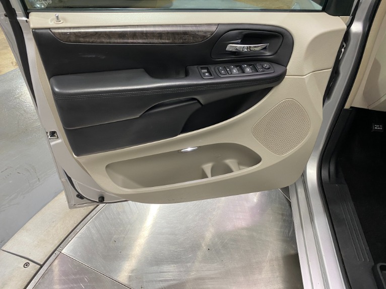 Used-2011-Dodge-Grand-Caravan-Crew-FWD