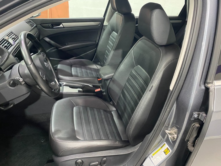 Used-2015-Volkswagen-Passat-18T-SE