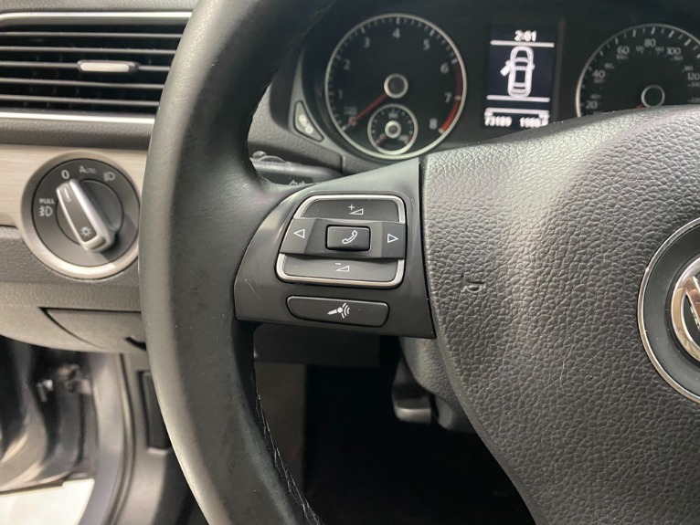 Used-2015-Volkswagen-Passat-18T-SE