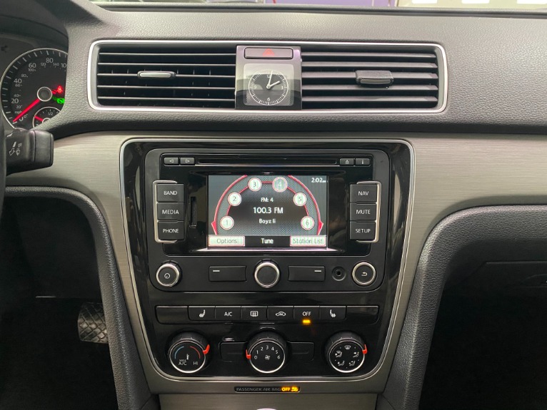 Used-2015-Volkswagen-Passat-18T-SE