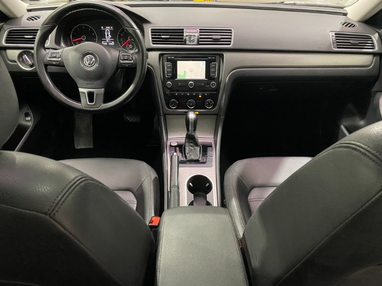 Used-2015-Volkswagen-Passat-18T-SE