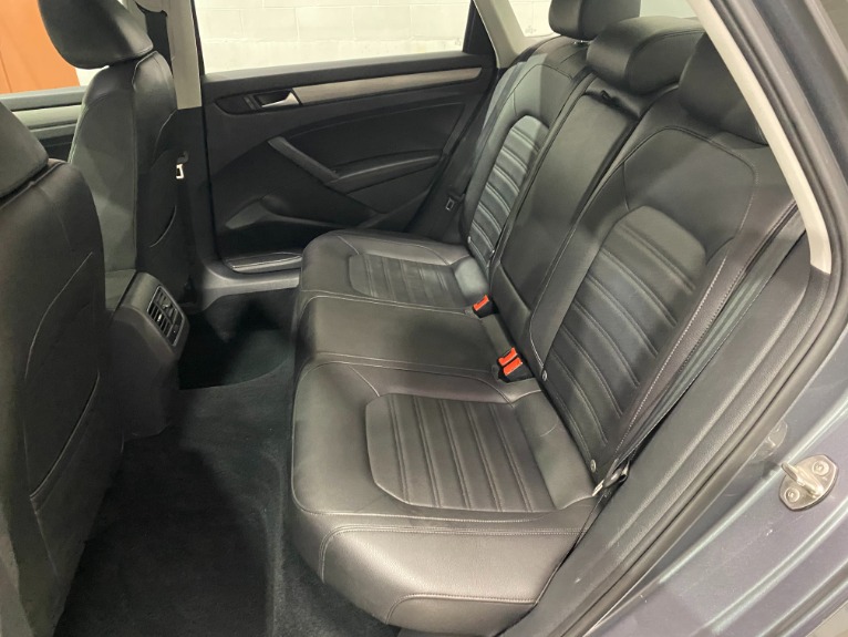 Used-2015-Volkswagen-Passat-18T-SE
