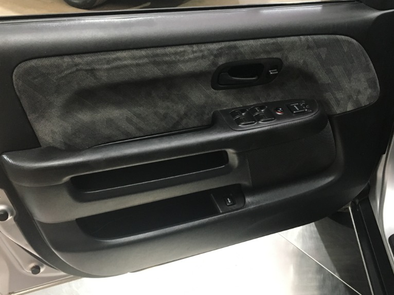 Used-2004-Honda-CR-V-EX