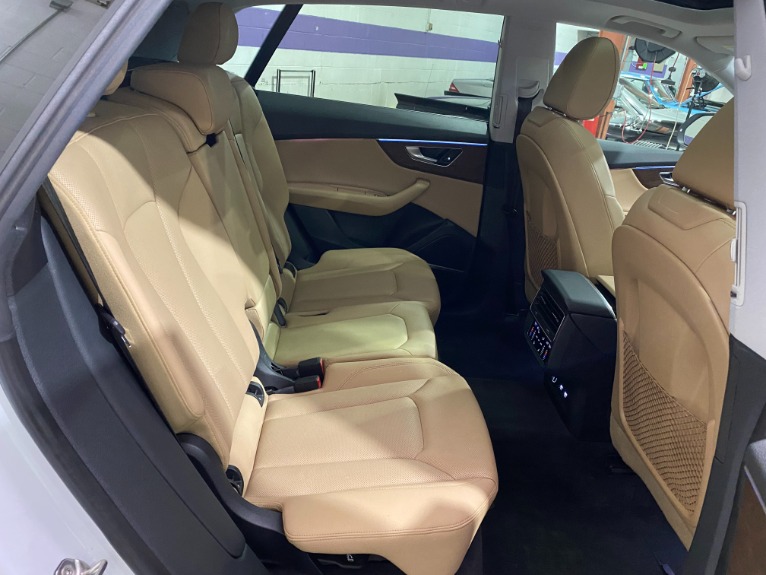 Used-2019-Audi-Q8-30T-quattro-Premium-Plus