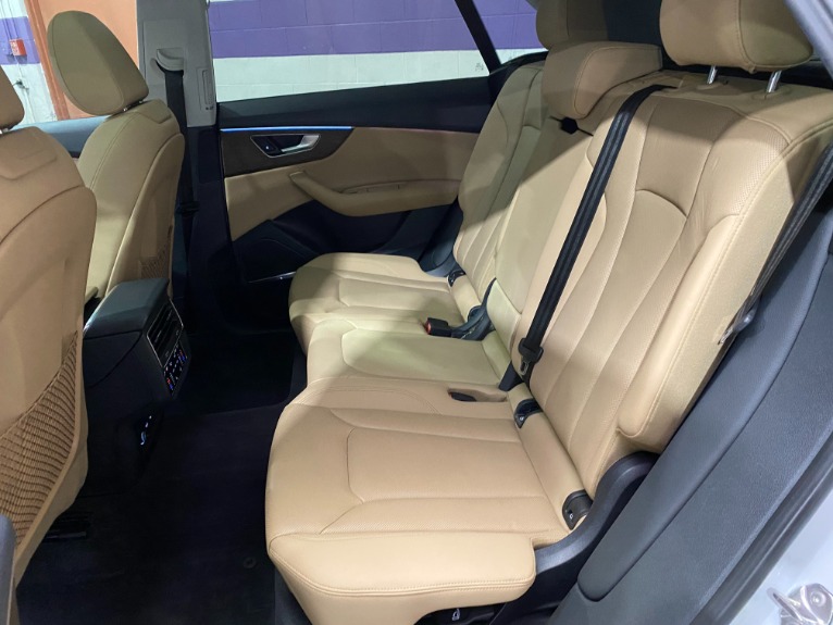 Used-2019-Audi-Q8-30T-quattro-Premium-Plus