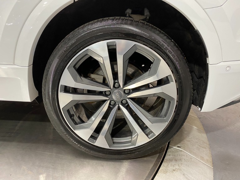 Used-2019-Audi-Q8-30T-quattro-Premium-Plus