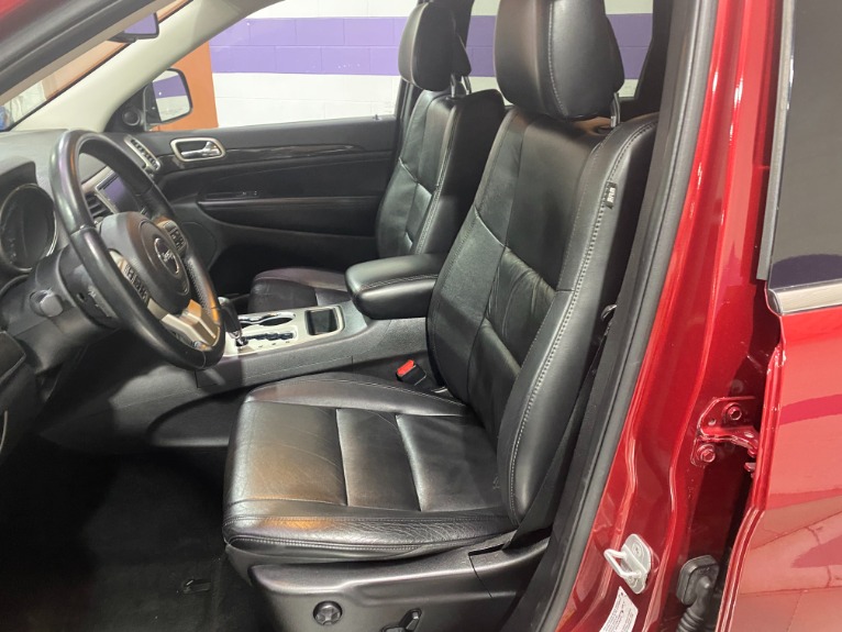 Used-2013-Jeep-Grand-Cherokee-Laredo-4X4