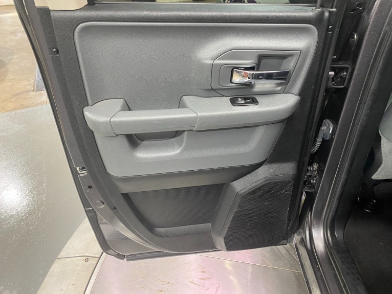 Used-2016-Ram-Ram-Pickup-1500-SLT-4X4