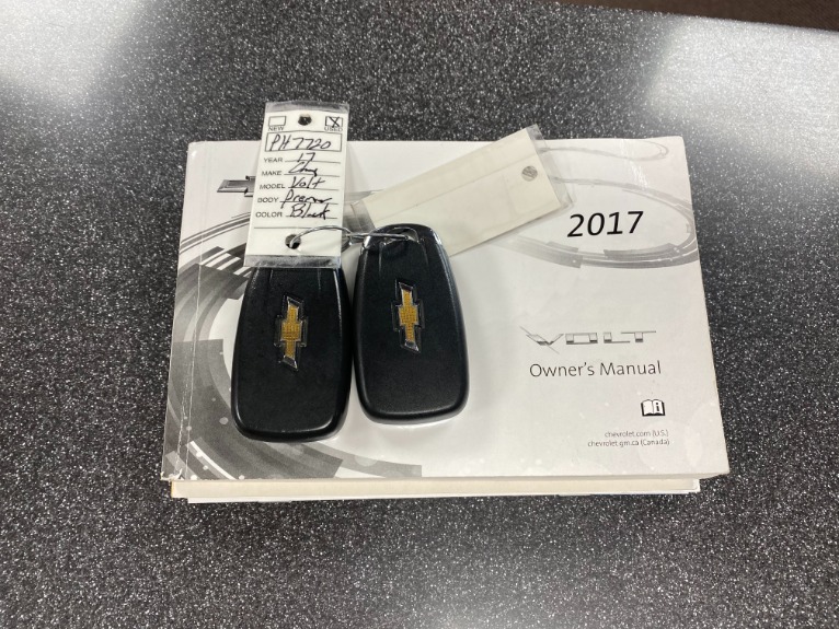 Used-2017-Chevrolet-Volt-Premier-FWD
