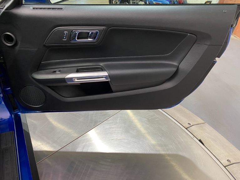 Used-2017-Ford-Mustang-EcoBoost-RWD