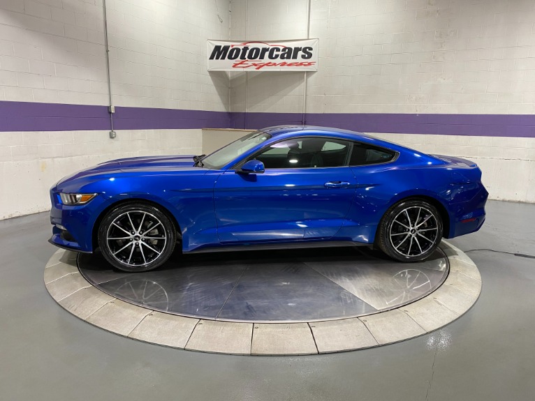 Used-2017-Ford-Mustang-EcoBoost-RWD