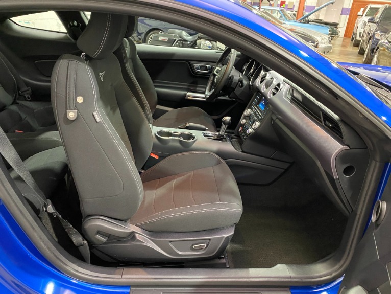 Used-2017-Ford-Mustang-EcoBoost-RWD