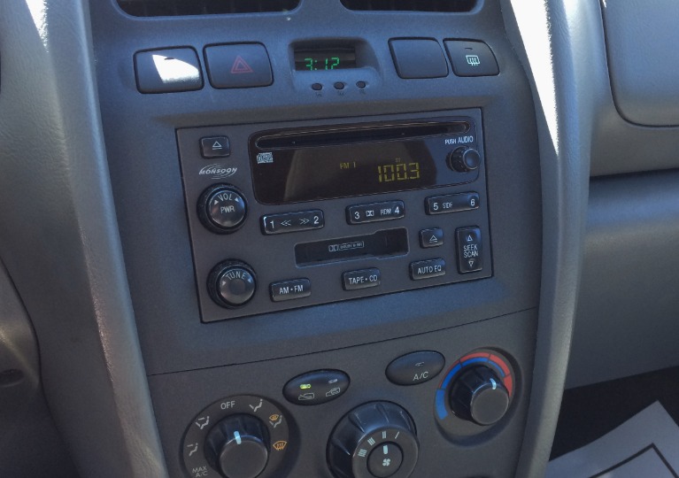 Used-2004-Hyundai-Santa-Fe-GLS