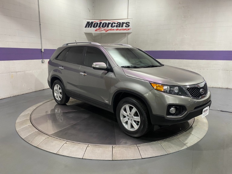 Used-2013-Kia-Sorento-LX-AWD