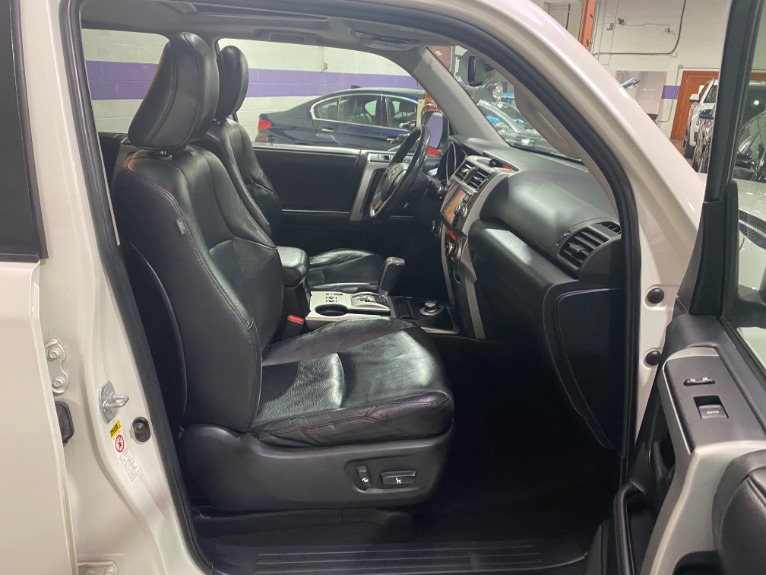 Used-2010-Toyota-4Runner-Limited-AWD