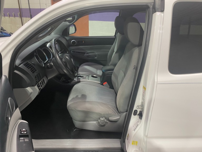 Used-2012-Toyota-Tacoma-4X2