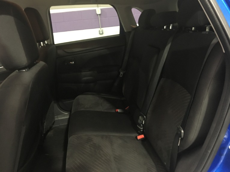 Used-2015-Mitsubishi-Outlander-Sport-SE