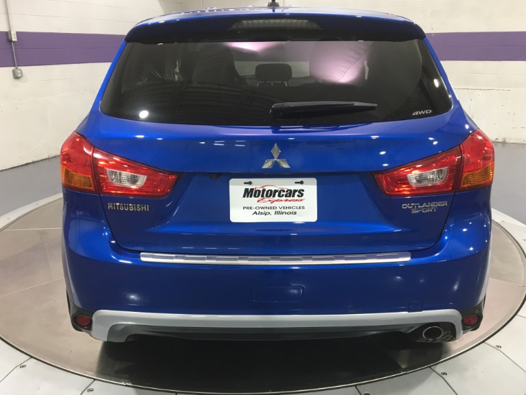 Used-2015-Mitsubishi-Outlander-Sport-SE