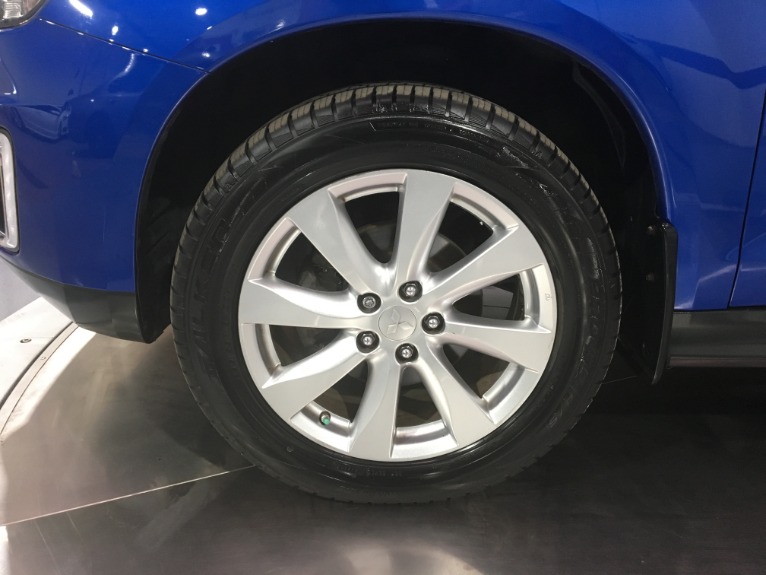 Used-2015-Mitsubishi-Outlander-Sport-SE