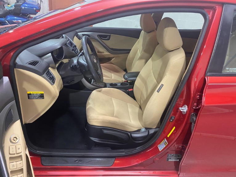 Used-2013-Hyundai-Elantra-GLS