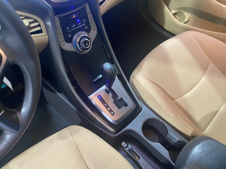 Used-2013-Hyundai-Elantra-GLS