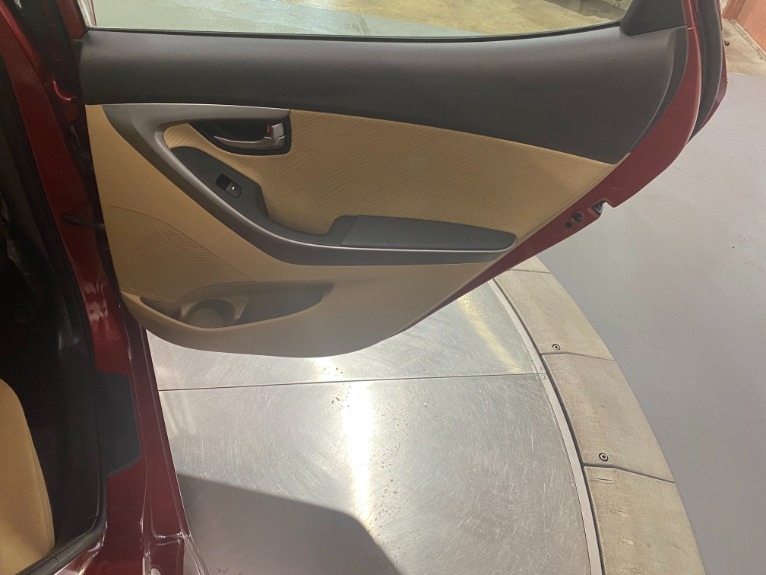 Used-2013-Hyundai-Elantra-GLS