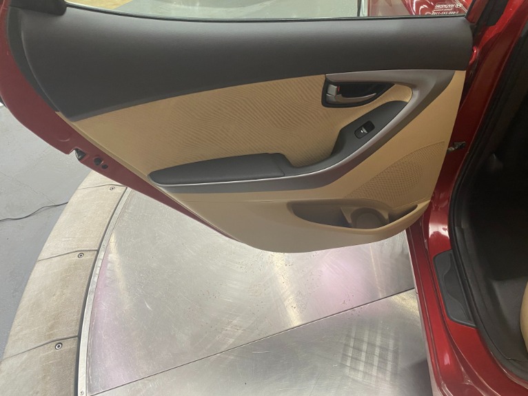 Used-2013-Hyundai-Elantra-GLS