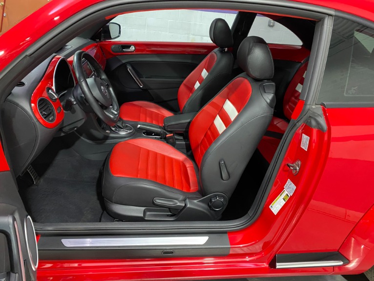 Used-2012-Volkswagen-Beetle-Turbo-FWD