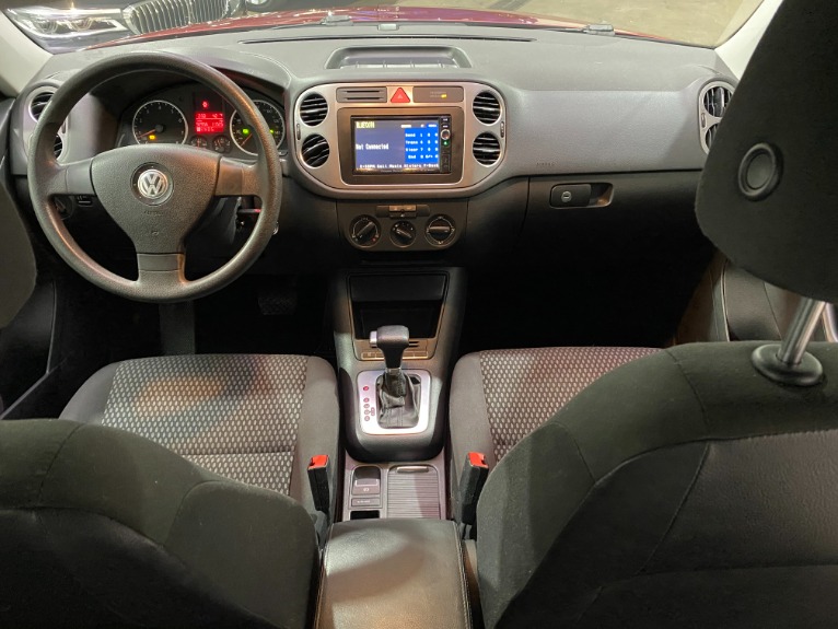 Used-2009-Volkswagen-Tiguan-FWD