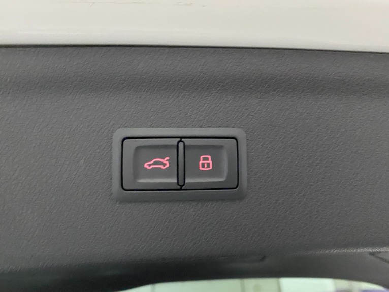 Used-2018-Audi-Q3-20T-quattro-Sport-Premium-Plus