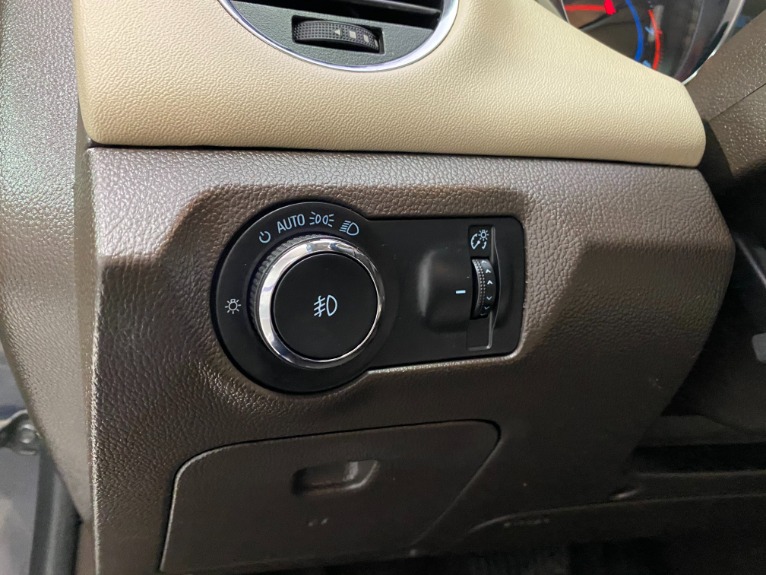 Used-2015-Chevrolet-Cruze-LTZ-Auto-FWD