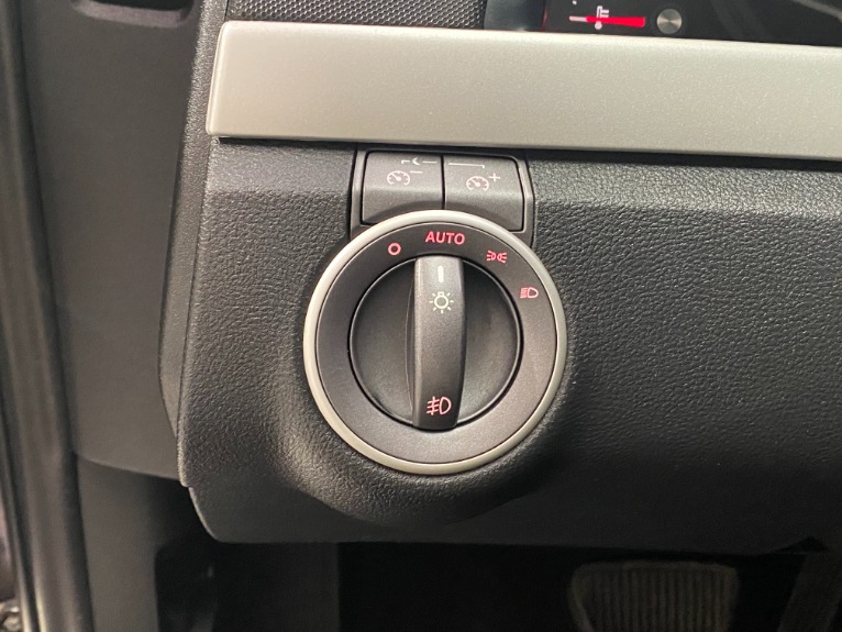 Used-2009-Pontiac-G8-RWD