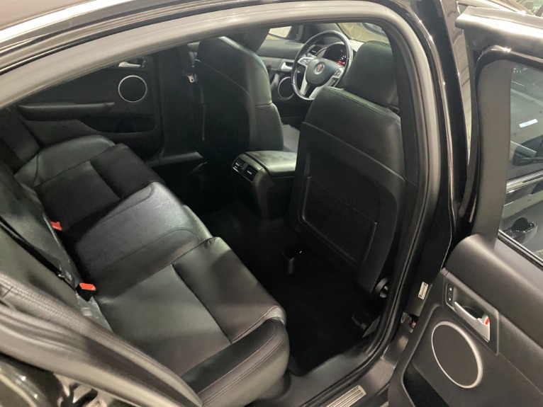Used-2009-Pontiac-G8-RWD