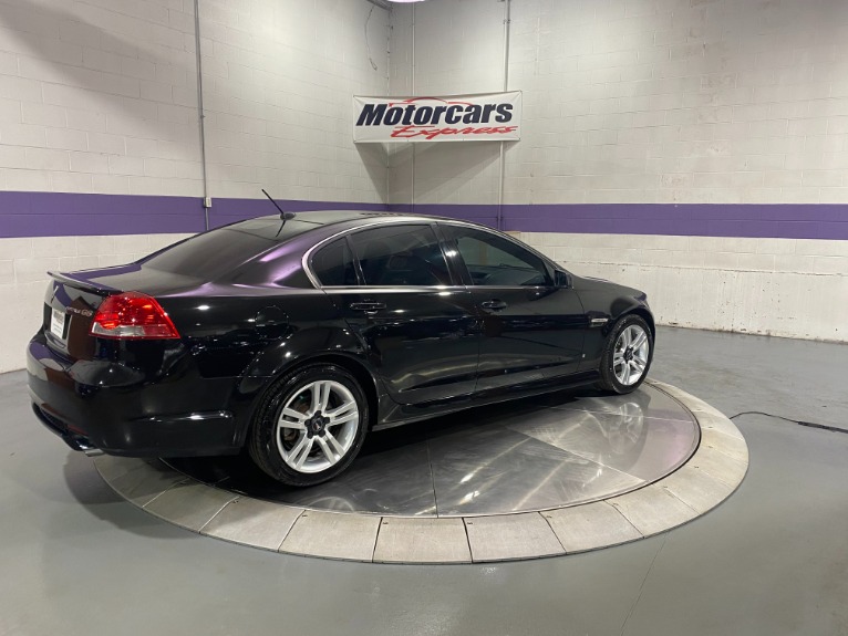 Used-2009-Pontiac-G8-RWD
