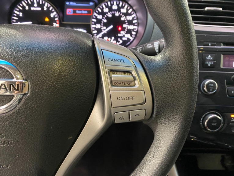 Used-2013-Nissan-Altima-25-S-FWD