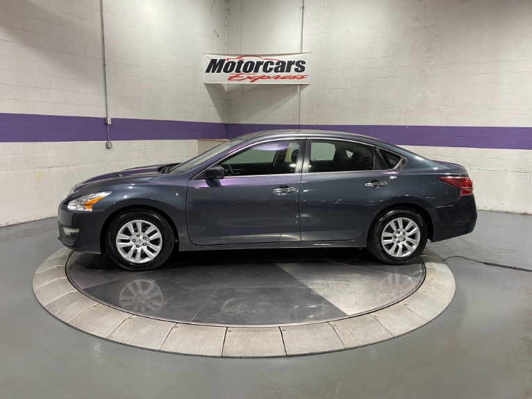 Used-2013-Nissan-Altima-25-S-FWD