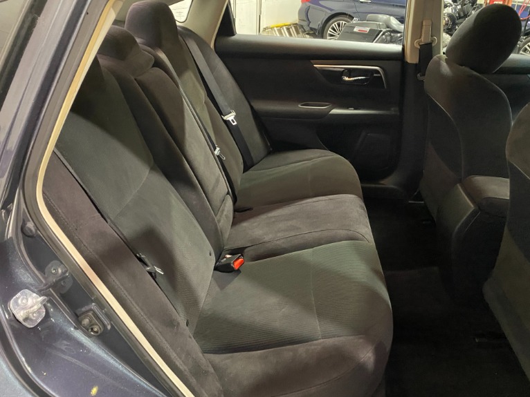 Used-2013-Nissan-Altima-25-S-FWD