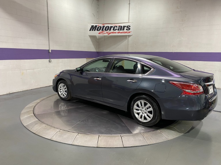 Used-2013-Nissan-Altima-25-S-FWD