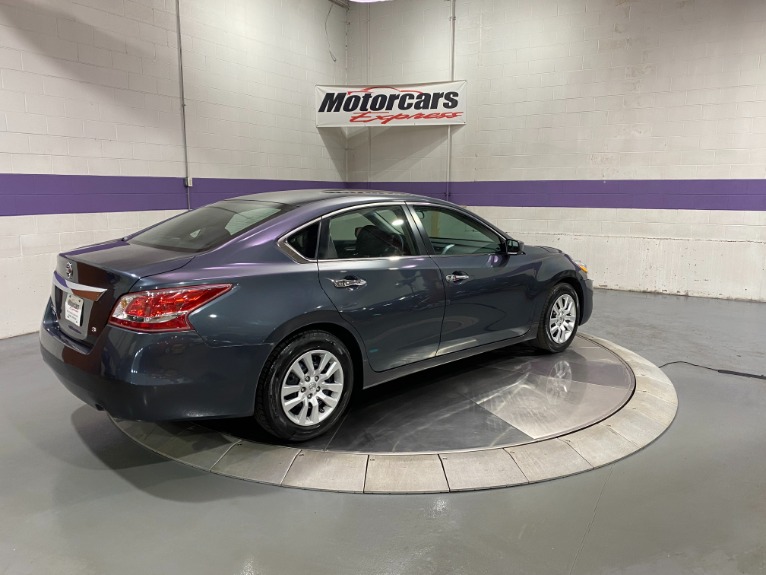 Used-2013-Nissan-Altima-25-S-FWD