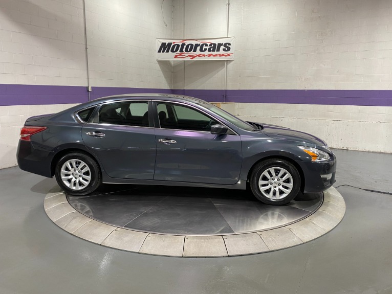 Used-2013-Nissan-Altima-25-S-FWD