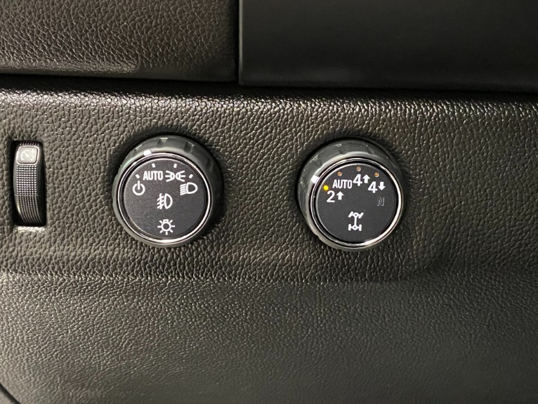 Used-2019-GMC-Canyon-Denali-4x4