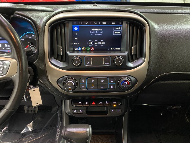 Used-2019-GMC-Canyon-Denali-4x4