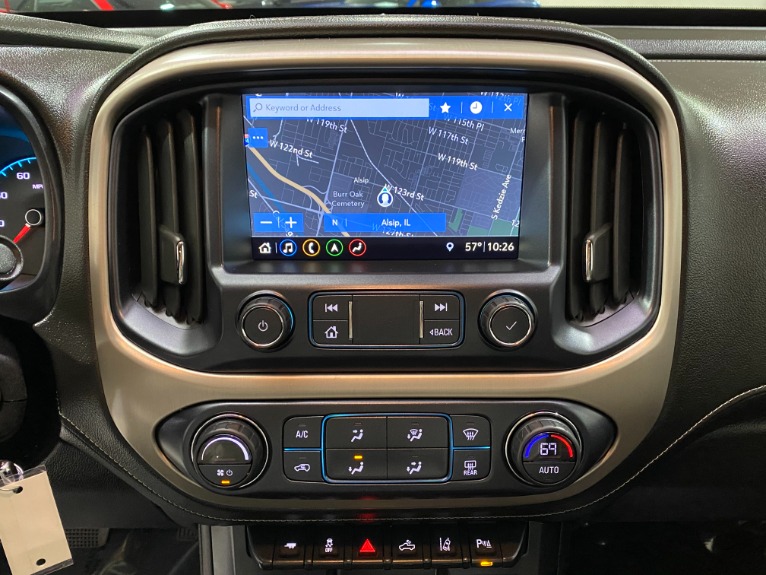 Used-2019-GMC-Canyon-Denali-4x4
