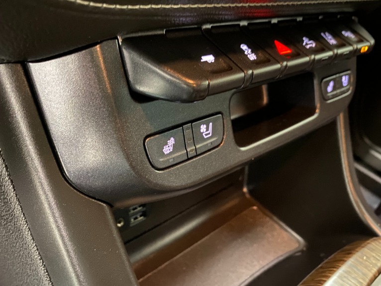 Used-2019-GMC-Canyon-Denali-4x4