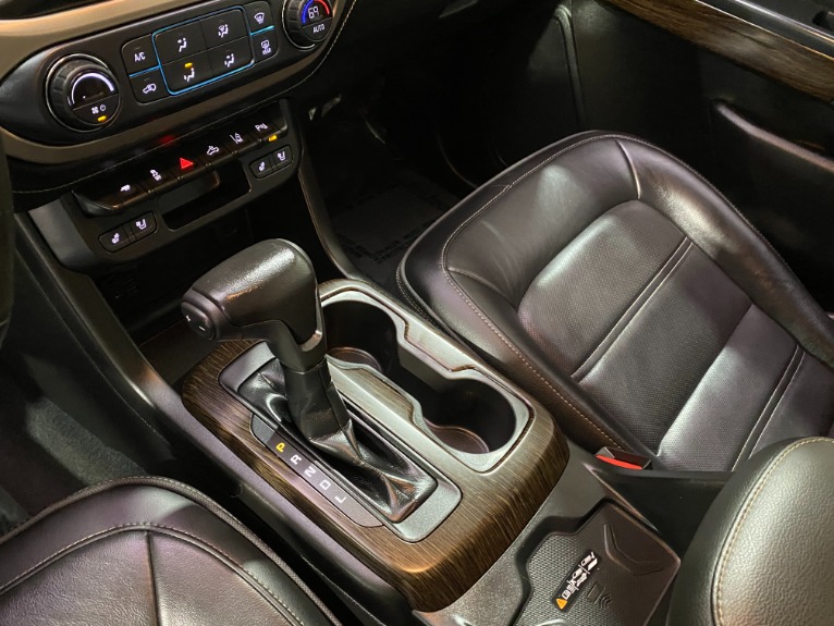 Used-2019-GMC-Canyon-Denali-4x4