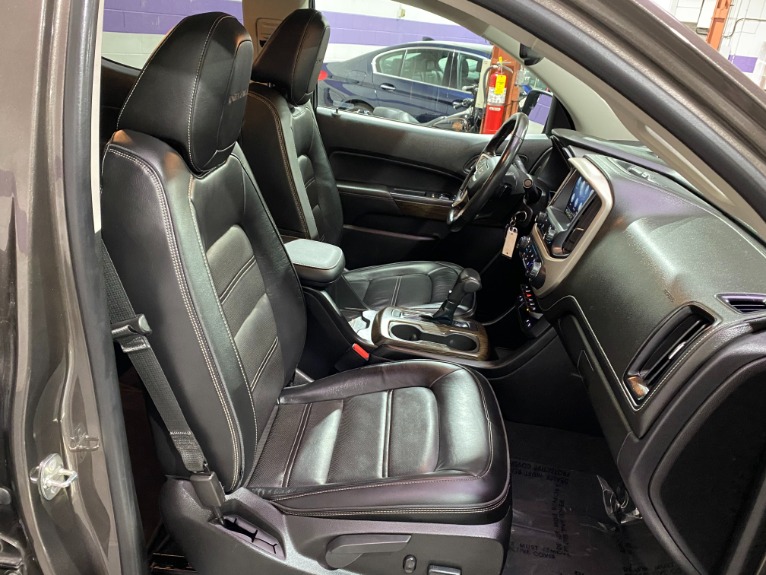 Used-2019-GMC-Canyon-Denali-4x4