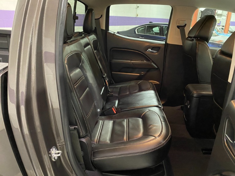 Used-2019-GMC-Canyon-Denali-4x4